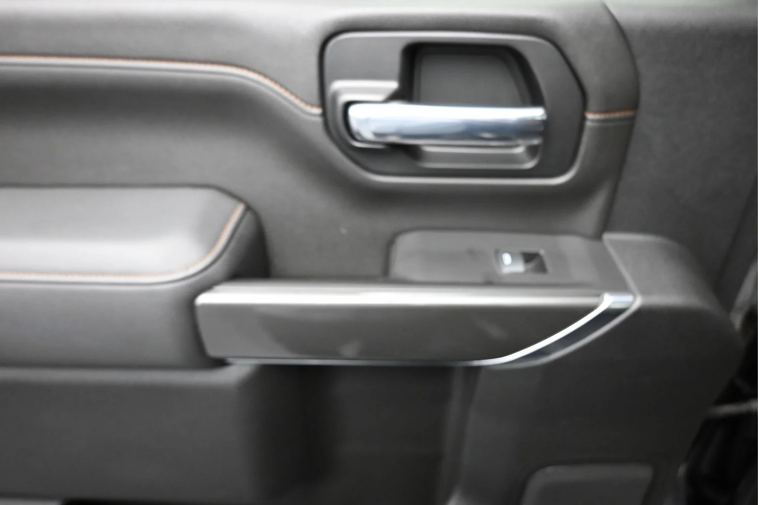 Used 2020 ONYX BLACK GMC AT4 image 13