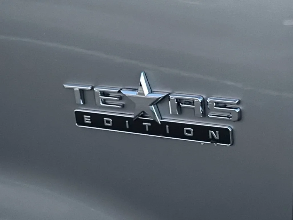 New 2026 Sterling Gray Metallic Chevrolet LT image 8