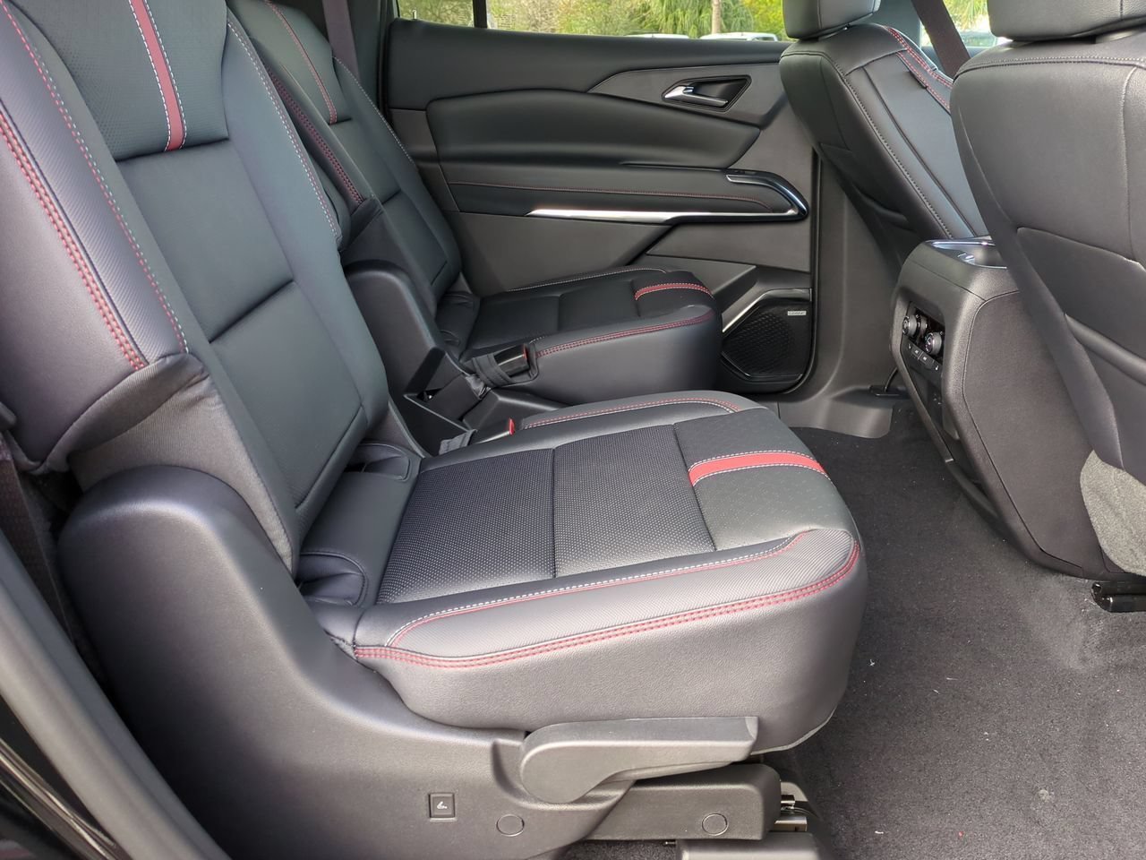 Used 2026 Mosaic Black Metallic Chevrolet RS image 32