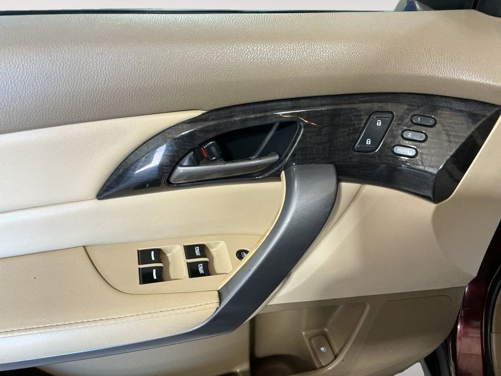 Used 2008 Red Acura Technology image 10