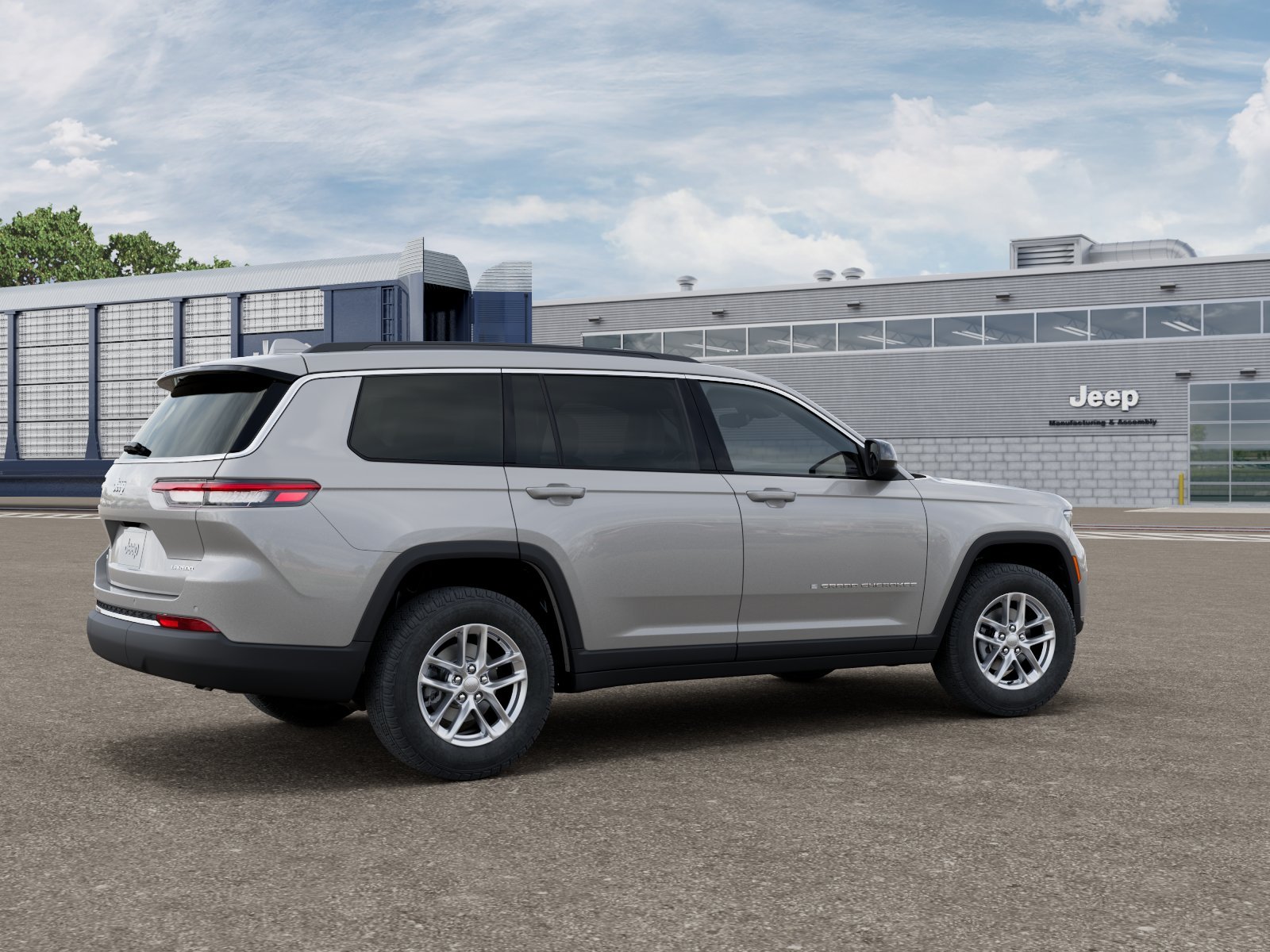 New 2026 Silver Zynith Exterior Paint Jeep Laredo image 22