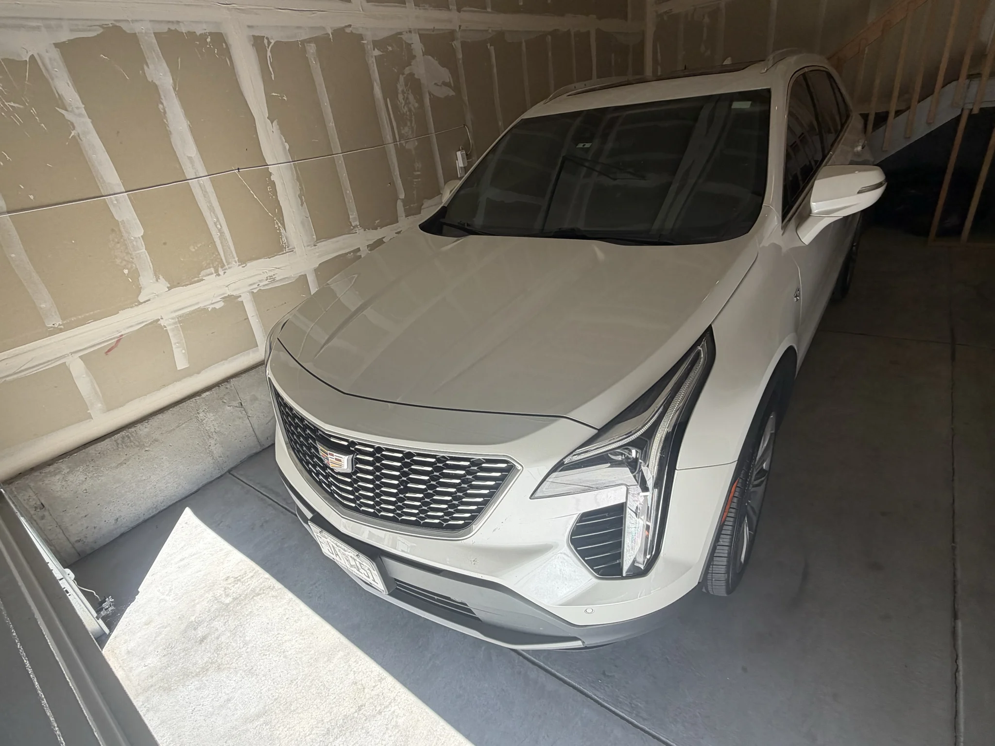 Used 2022 Crystal White Tricoat Cadillac AWD Premium Luxury image 7