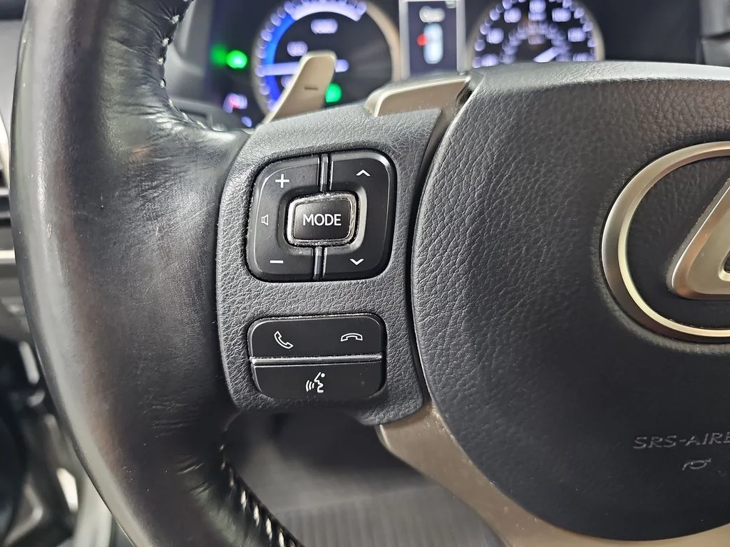 Used 2018 Gray Lexus 300h image 19
