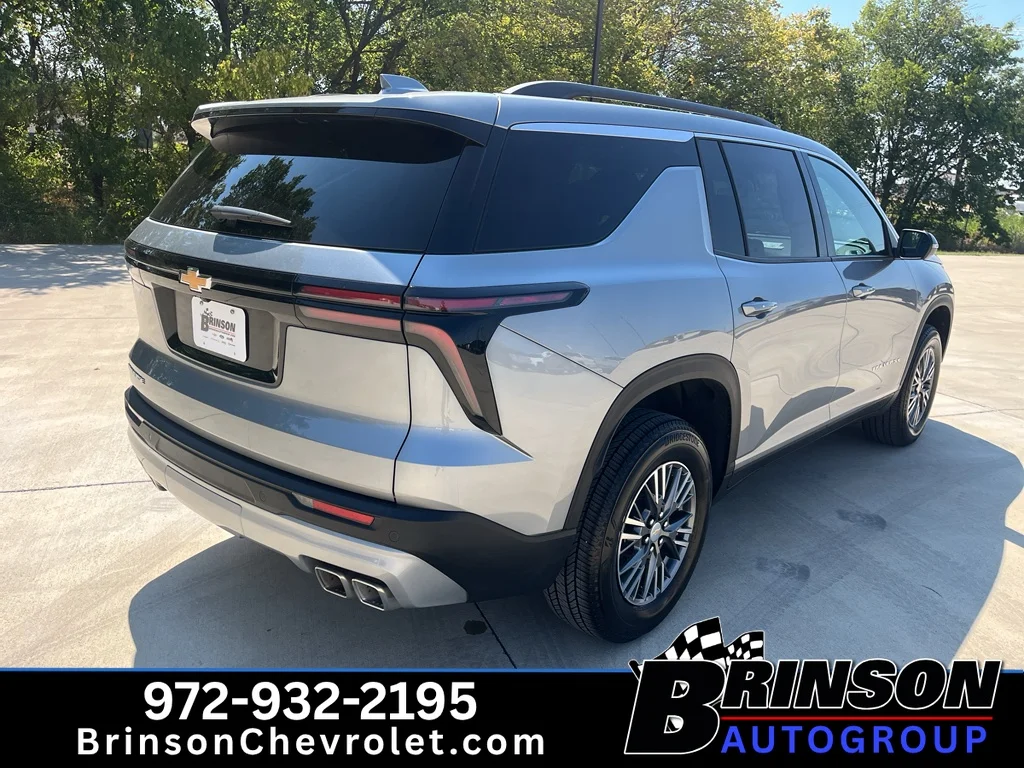 Used 2026 Sterling Gray Metallic Chevrolet LT image 7