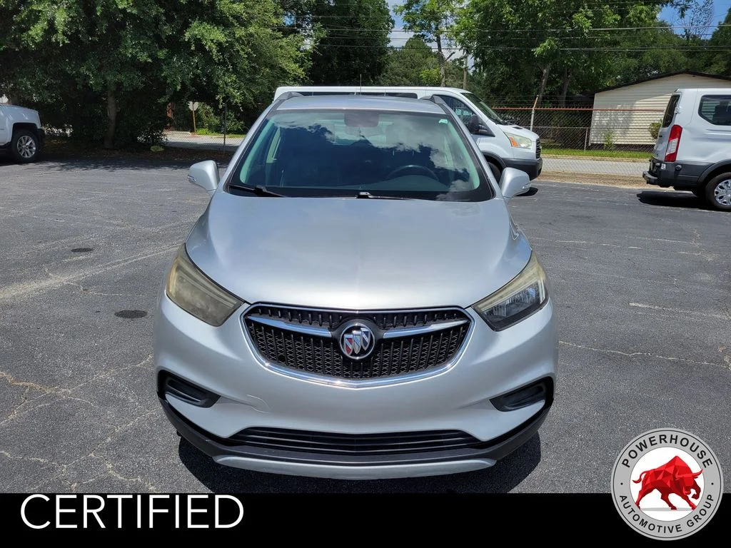 Used 2018 Silver Buick Preferred image 10