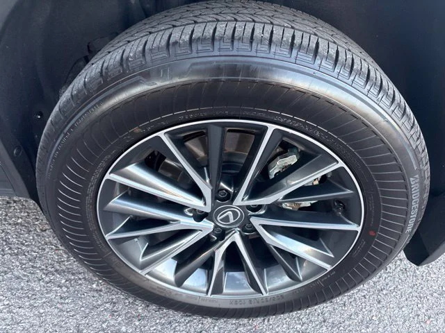 Used 2025 White Lexus 250 Premium image 5