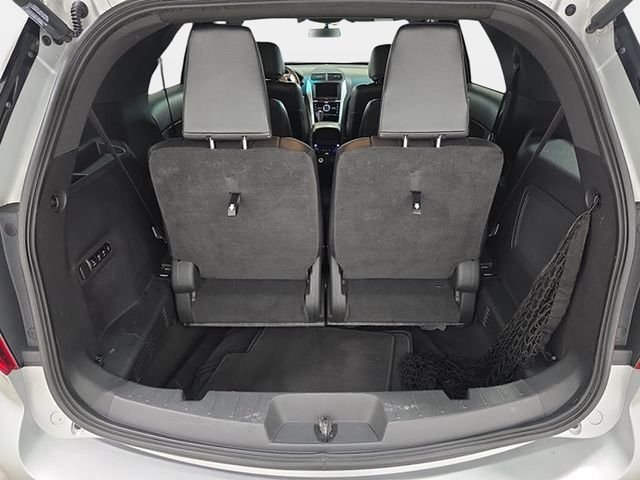 Used 2011 Silver Ford Limited image 34