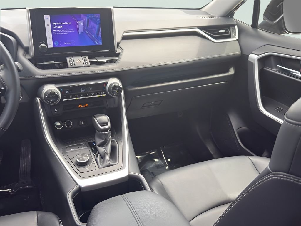 2025 Toyota RAV4 XLE Premium - Photo 27