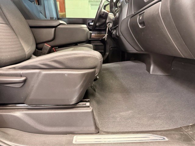Used 2022 GREENSTONE METALLIC Chevrolet LT image 25