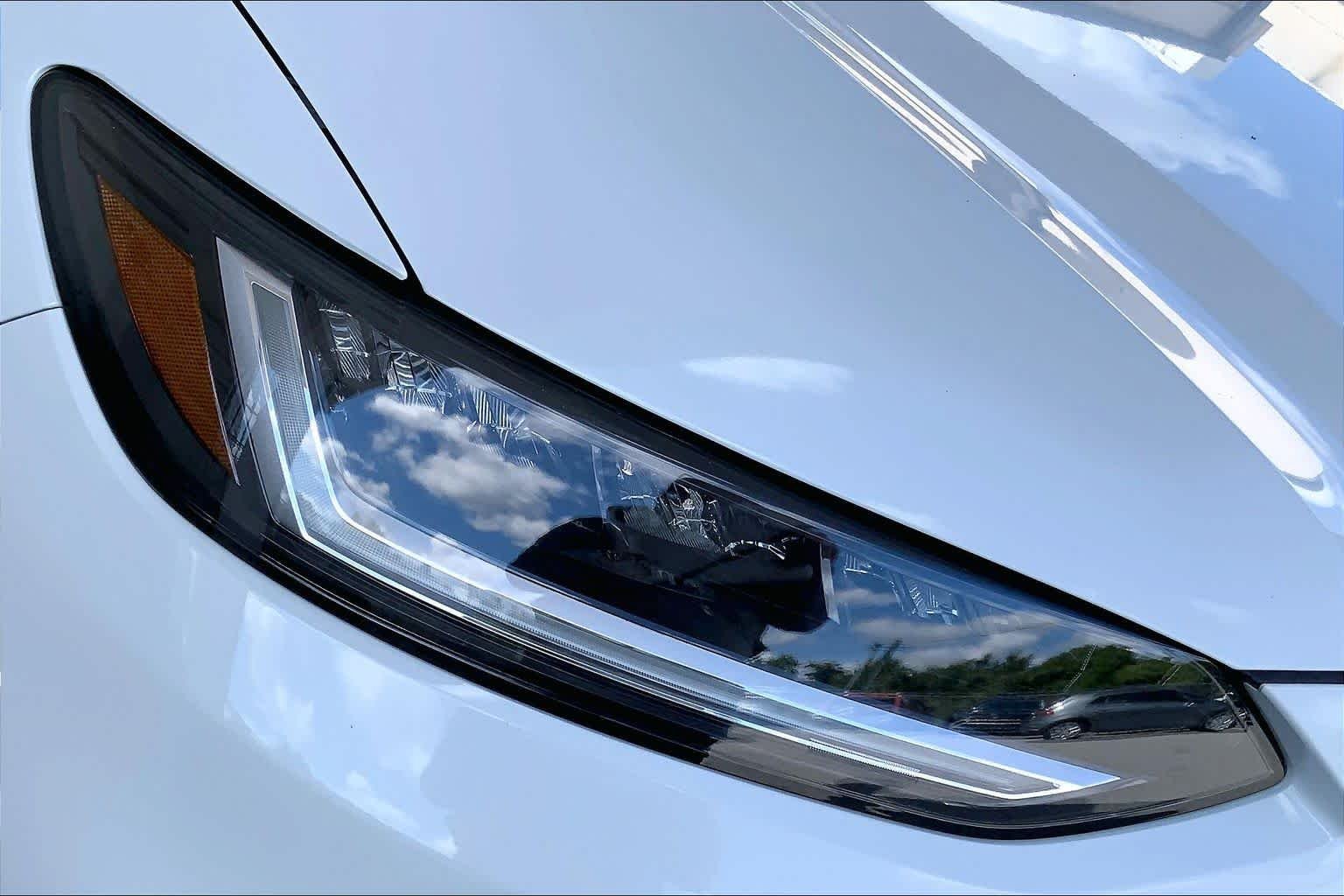 Used 2024 Platinum White Pearl Honda Sport image 27