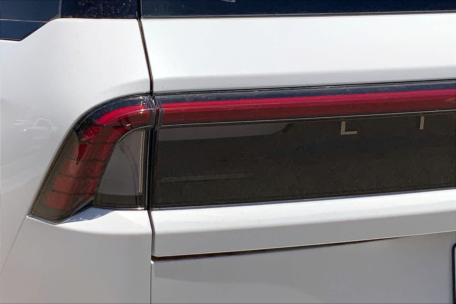 New 2026 Pristine White Metallic Tri-Coat Lincoln Reserve image 14