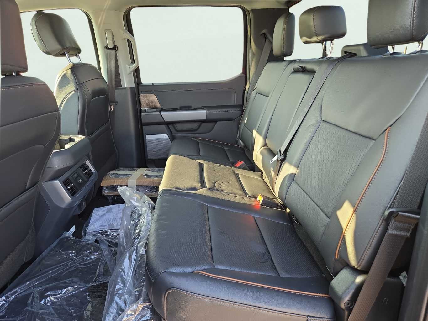 New 2026 Agate Black Metallic Ford F-250® Lariat® image 24