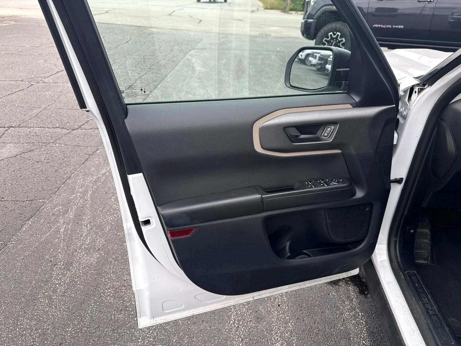 Used 2025 White Ford Big Bend image 13