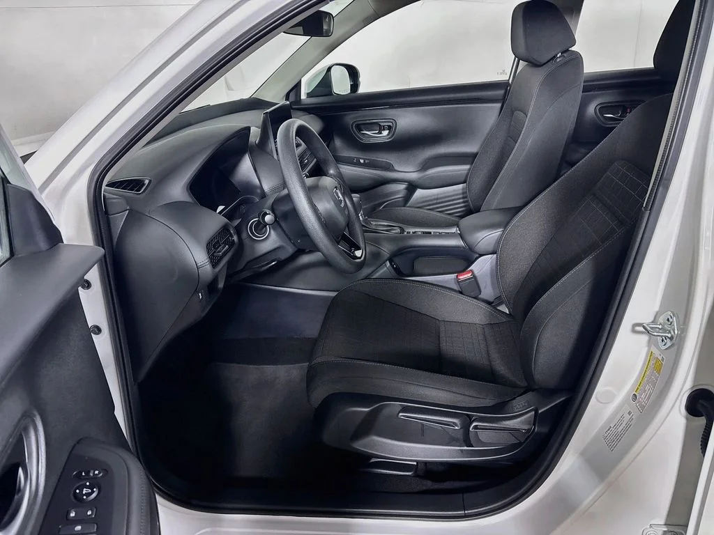 Used 2024 White Honda LX image 11