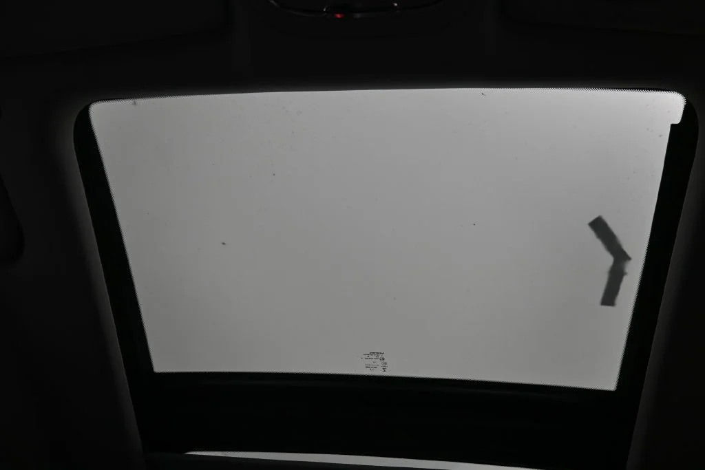 Used 2019 White Jeep Latitude Plus image 22