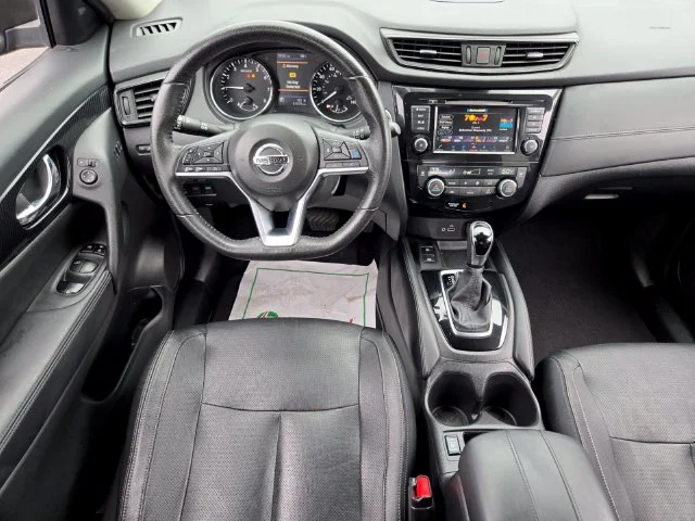 Used 2019 Black Nissan SL image 14