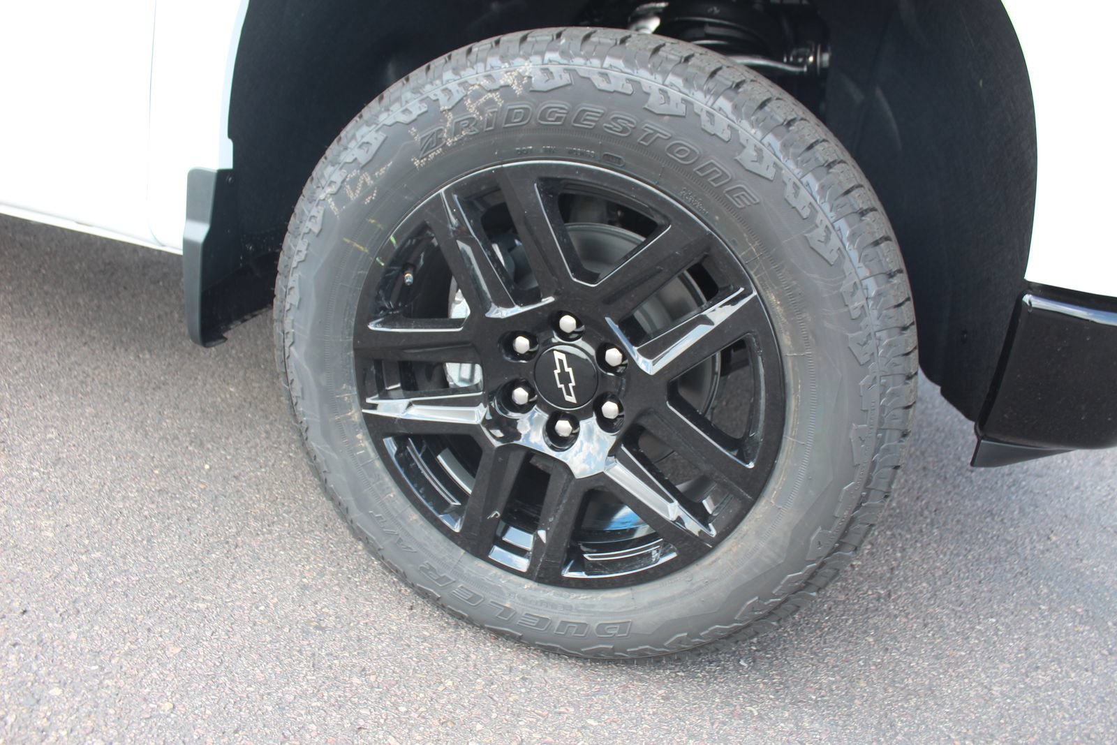 New 2026 Summit White Chevrolet LT Trail Boss image 8