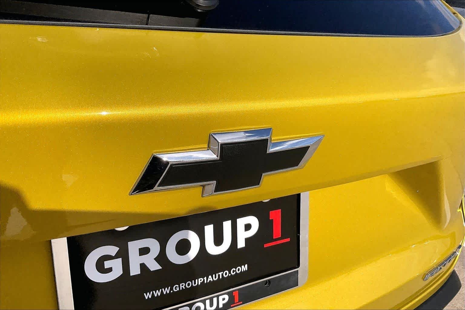 Used 2025 Nitro Yellow Metallic Chevrolet ACTIV image 30