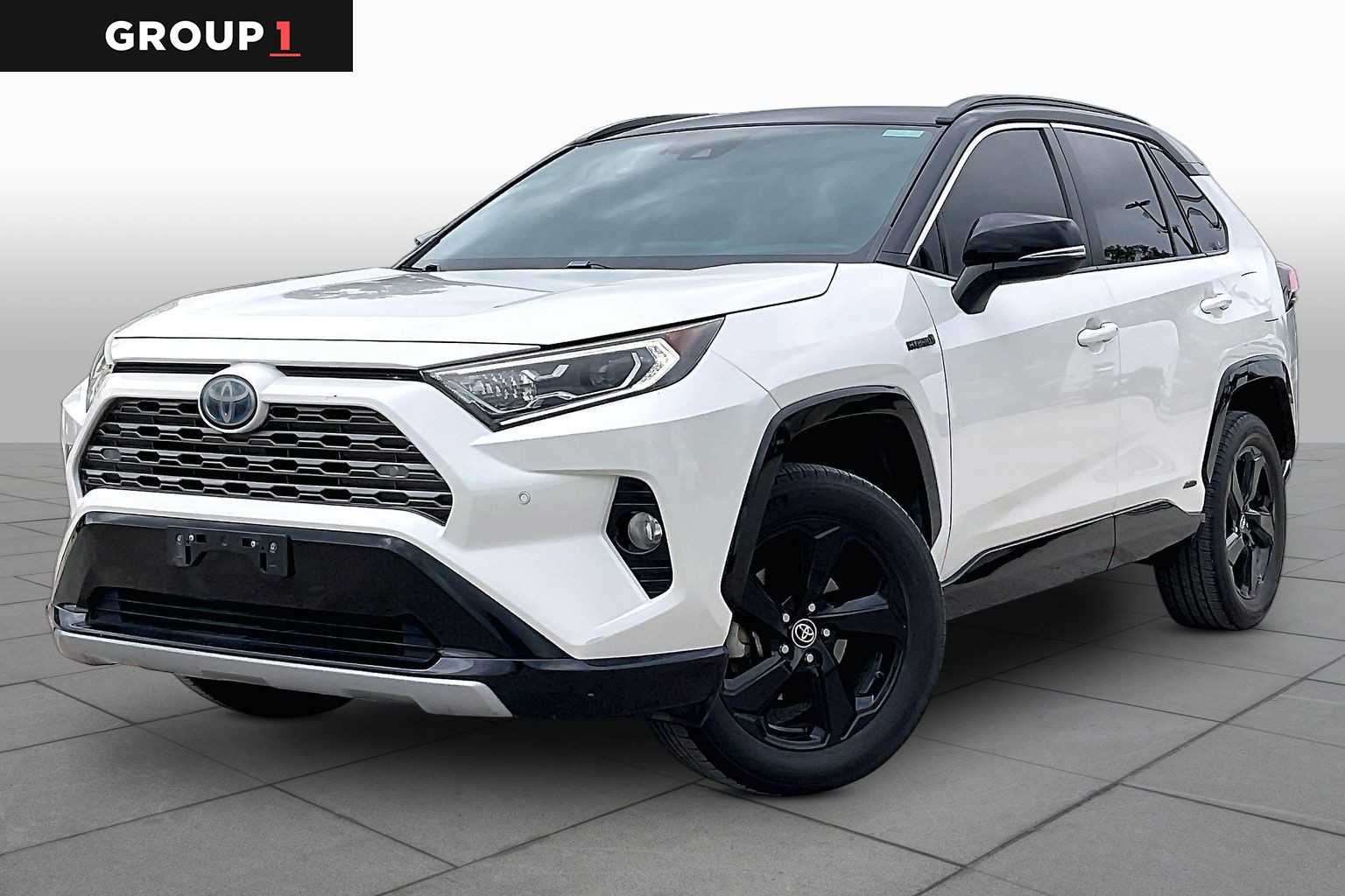 2019 Toyota RAV4 Hybrid XSE AWD's photo