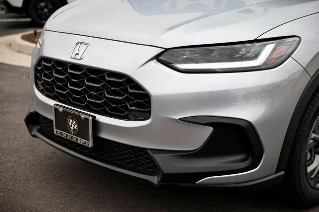 New 2027 Solar Silver Metallic Honda LX image 3