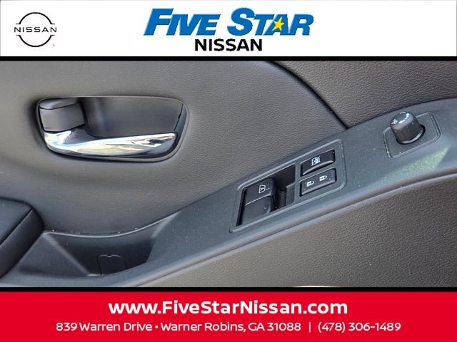 Used 2025 White Nissan SV image 28