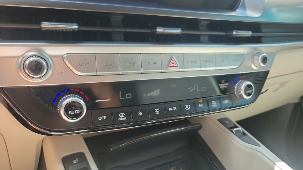 2023 Kia Telluride S - Photo 19