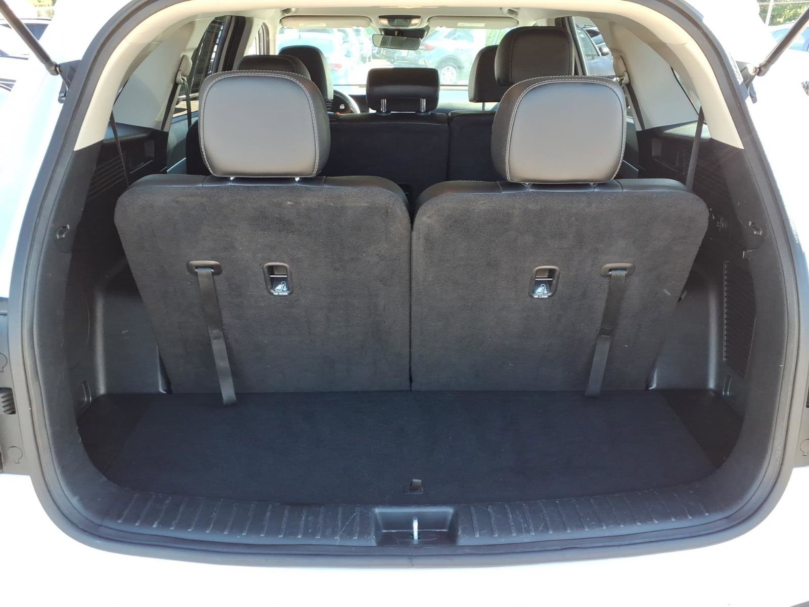 Certified Used 2024 Glacial White Pearl Kia S image 20