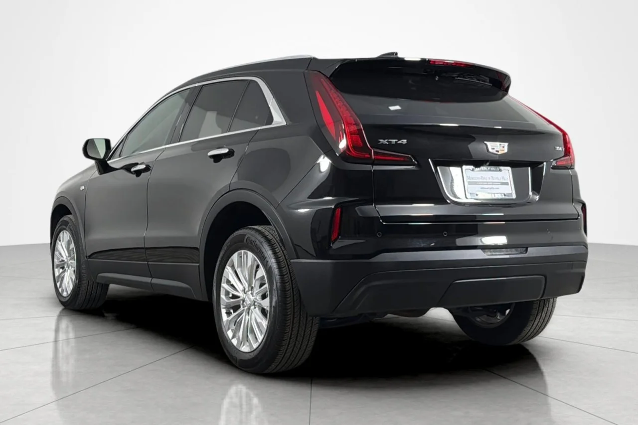 Used 2024 BLACK Cadillac FWD Luxury image 3