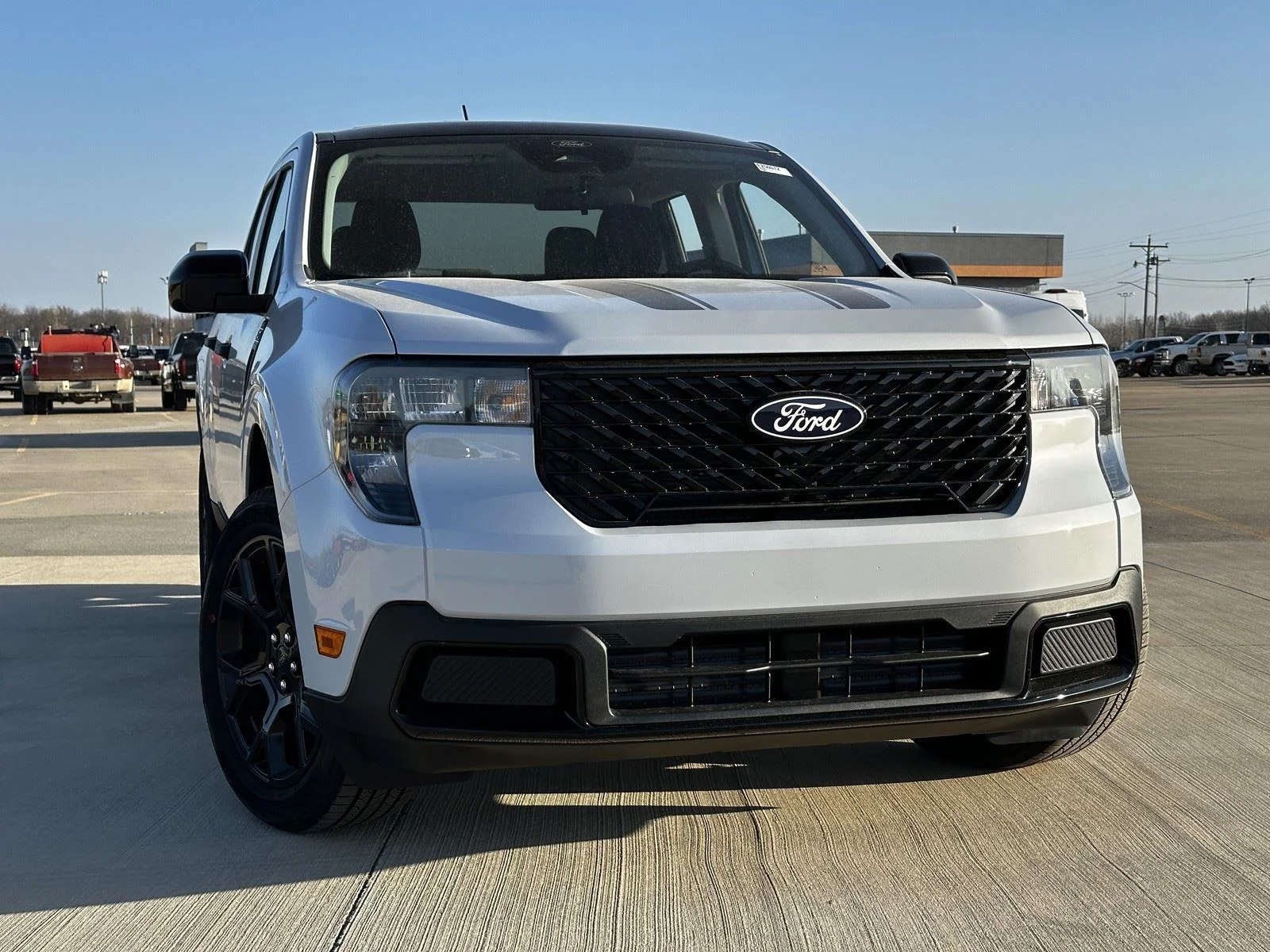 New 2026 Space White Metallic Ford XLT image 2