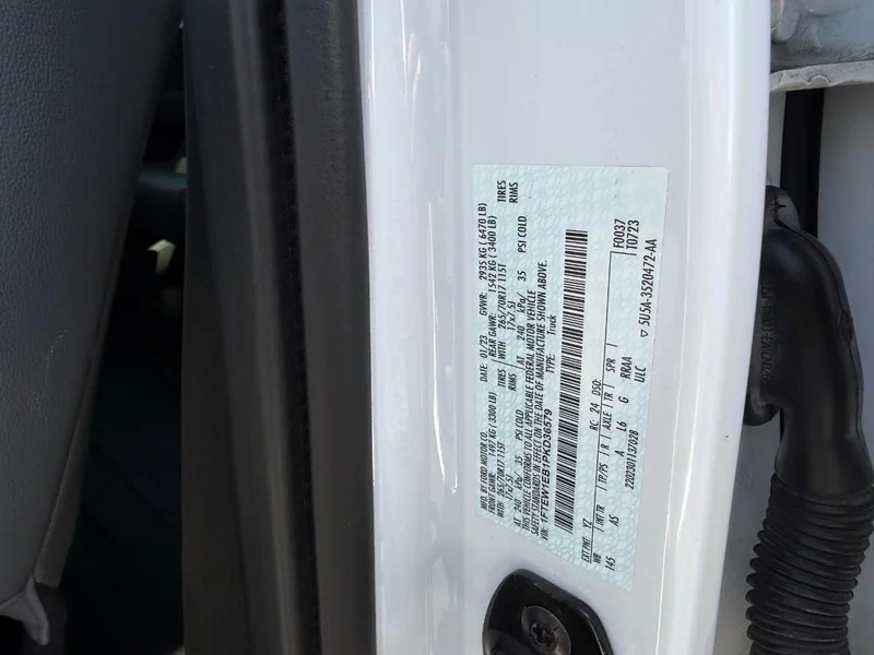 Certified Used 2023 Oxford White Ford XL image 21
