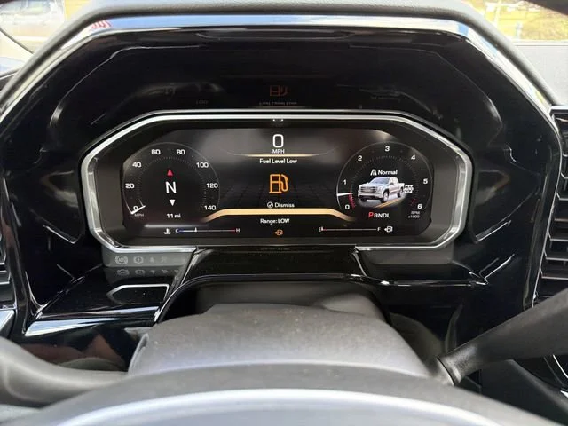 New 2026 Summit White GMC SLE image 32