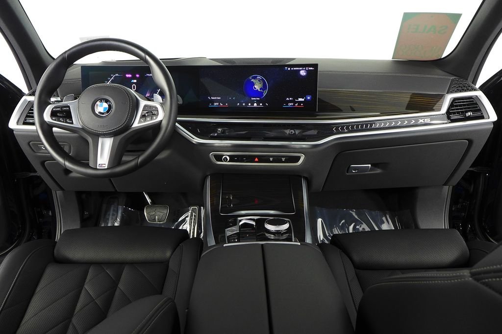 Used 2024 Carbon Black Metallic BMW sDrive40i image 25
