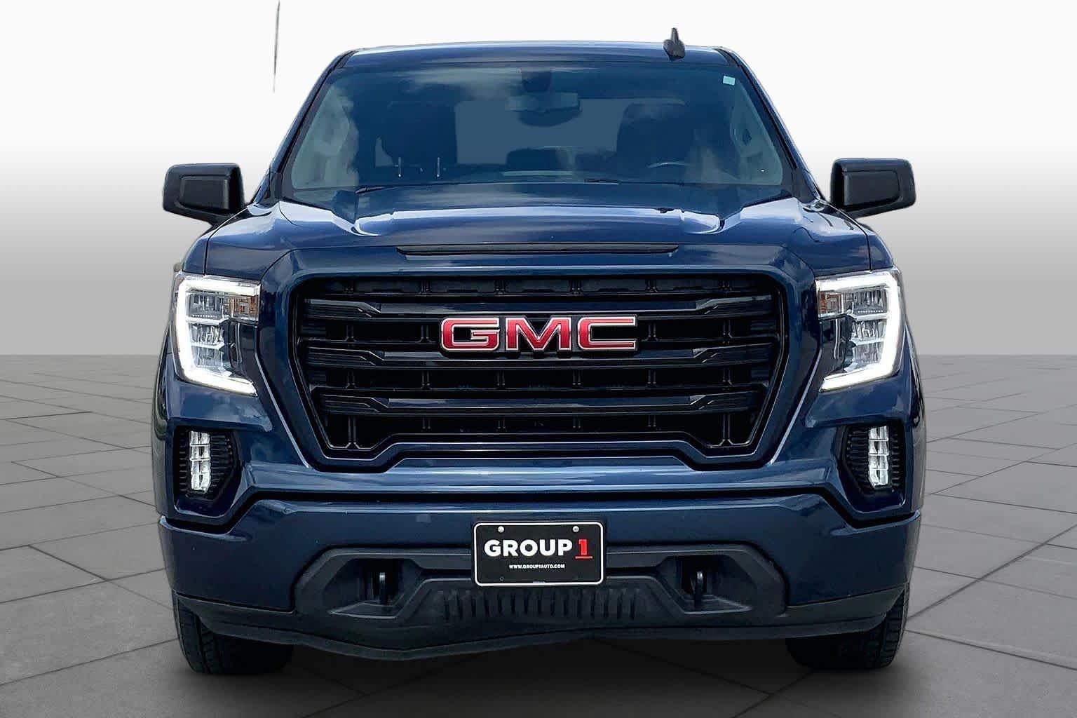 Used 2021 Pacific Blue Metallic GMC Elevation image 4