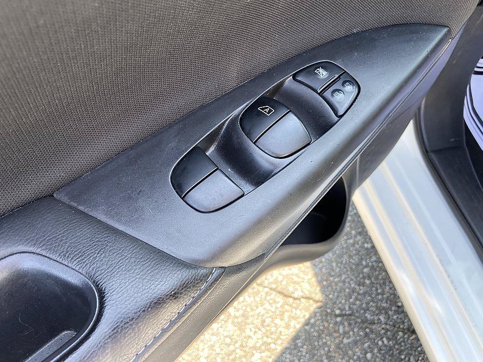Used 2019 Fresh Powder Nissan S image 10