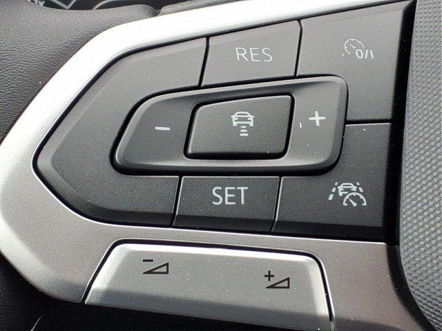 2026 Volkswagen Atlas SE w/Tech - Photo 21