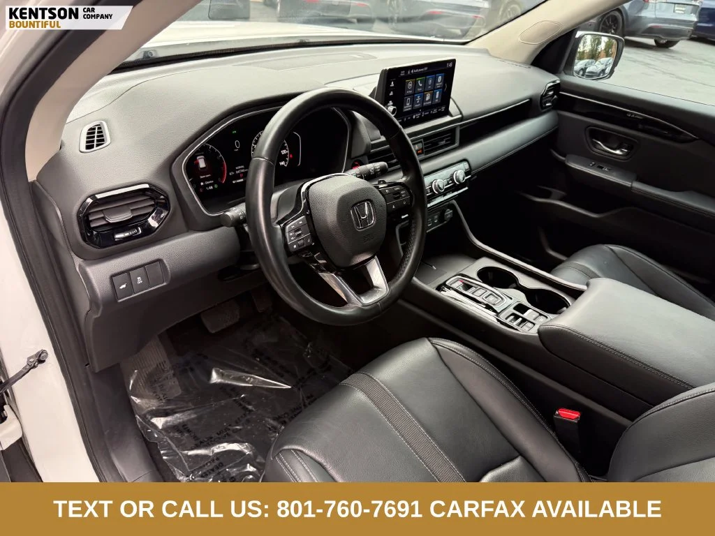 Used 2023 White Honda EX-L image 33