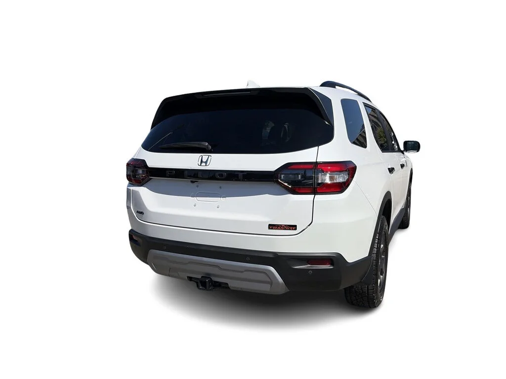 Used 2025 Platinum White Pearl Honda TrailSport AWD Certified Pre-Owned   Clean Title image 13