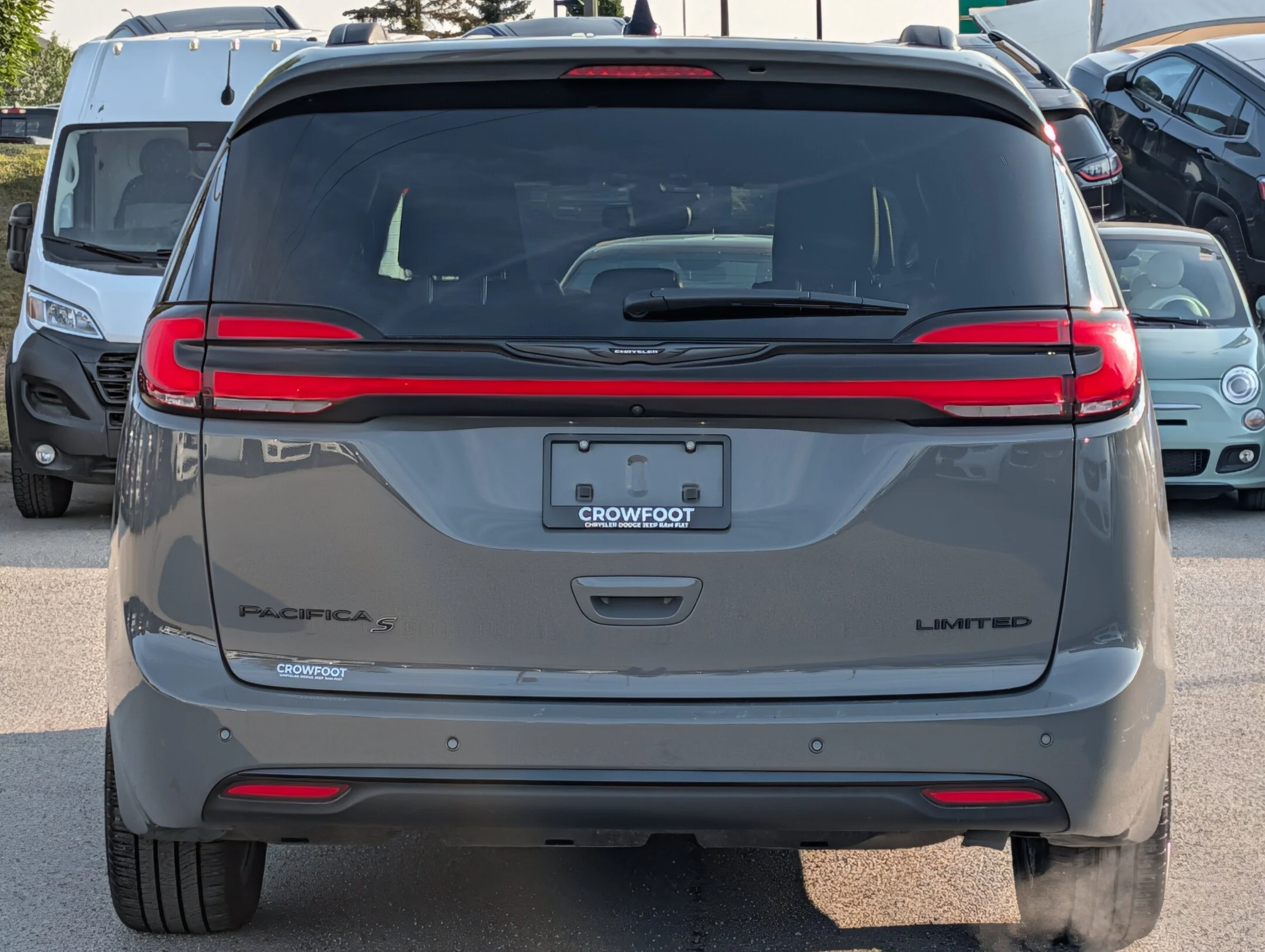 Used 2025 Grey Chrysler Limited - - FWD - Nappa Leather - Full Sunroof - Blind Spot & More! image 7