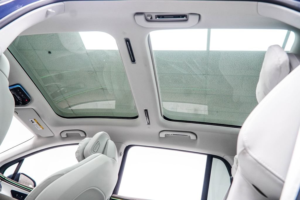Used 2023 Blue Mercedes-Benz 450 image 49