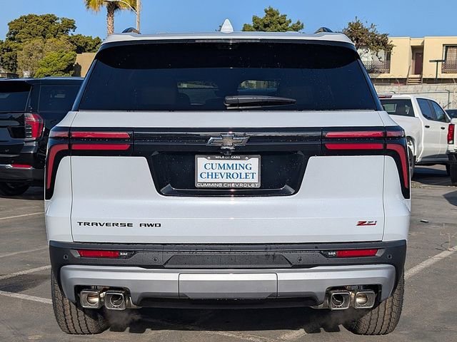 New 2026 Polar White Tricoat Chevrolet Z71 image 9