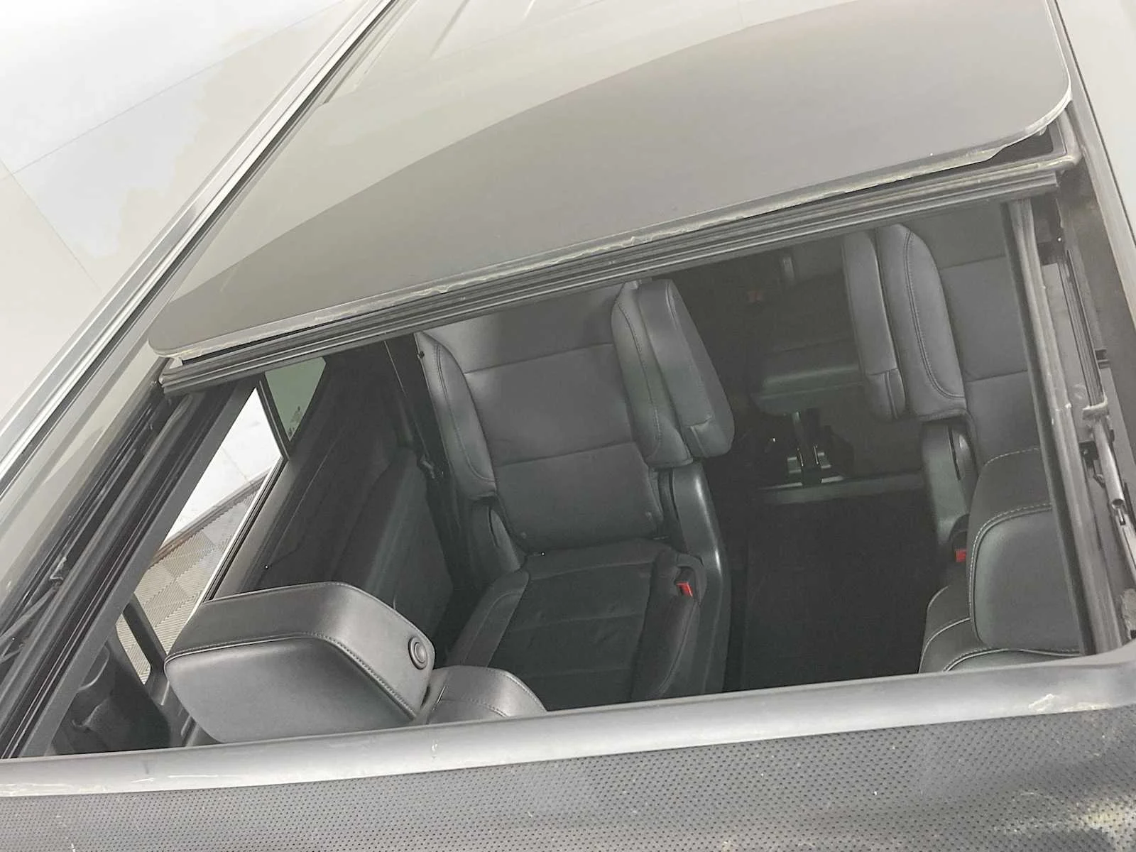 Used 2023 Silver Sage Metallic Chevrolet LT image 21