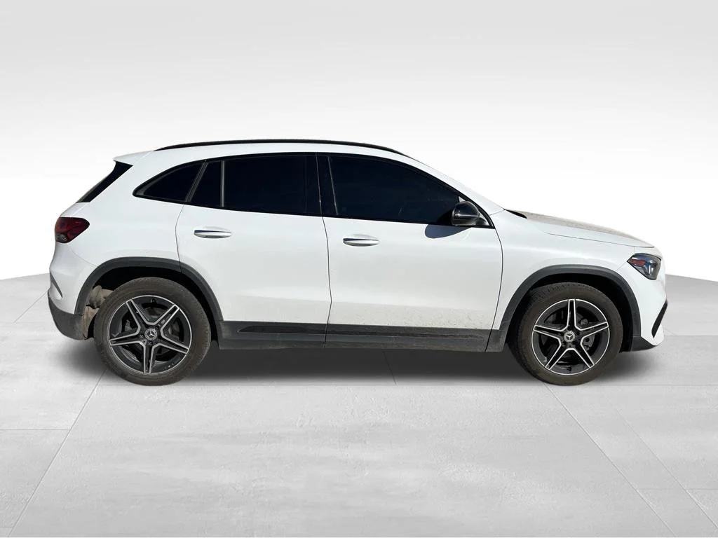 Used 2023  Mercedes-Benz GLA 250 image 6