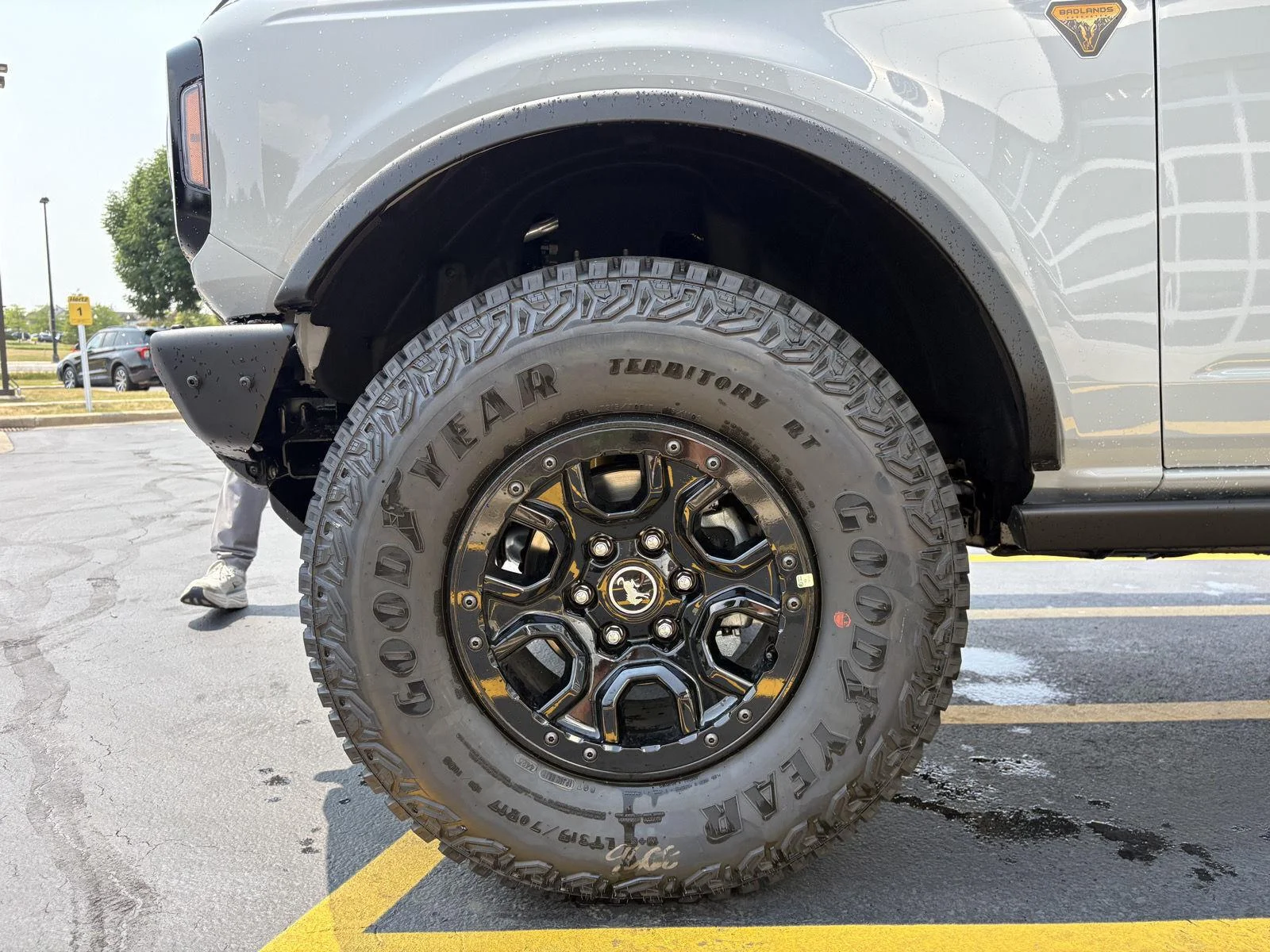 New 2026 Avalanche Gray Ford Badlands® image 28