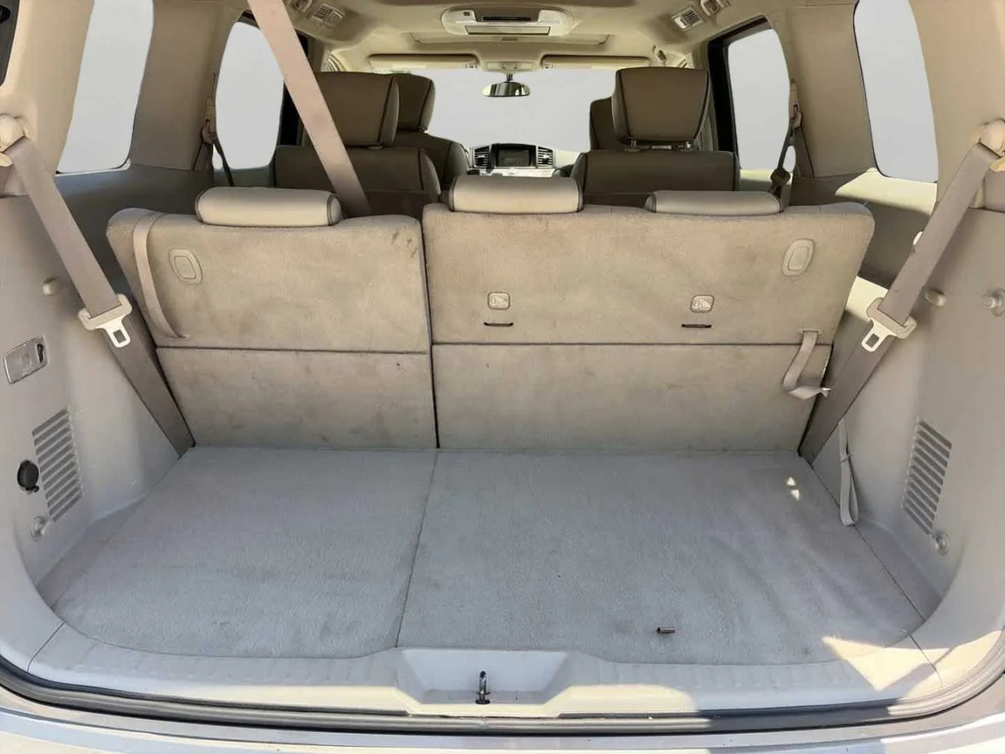 Used 2012 Platinum Graphite Nissan SL image 7