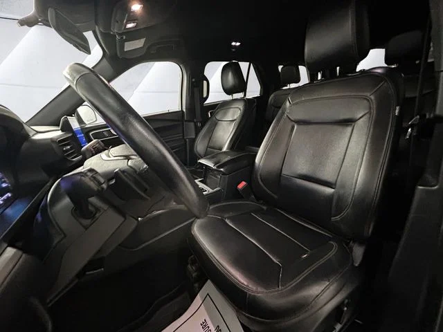 Used 2020 Gray Ford XLT image 8