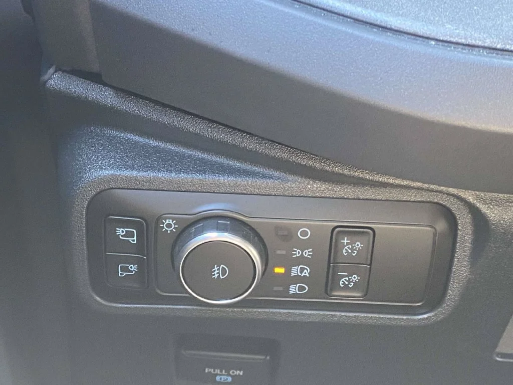 Certified Used 2025 Gray Ford Badlands image 30