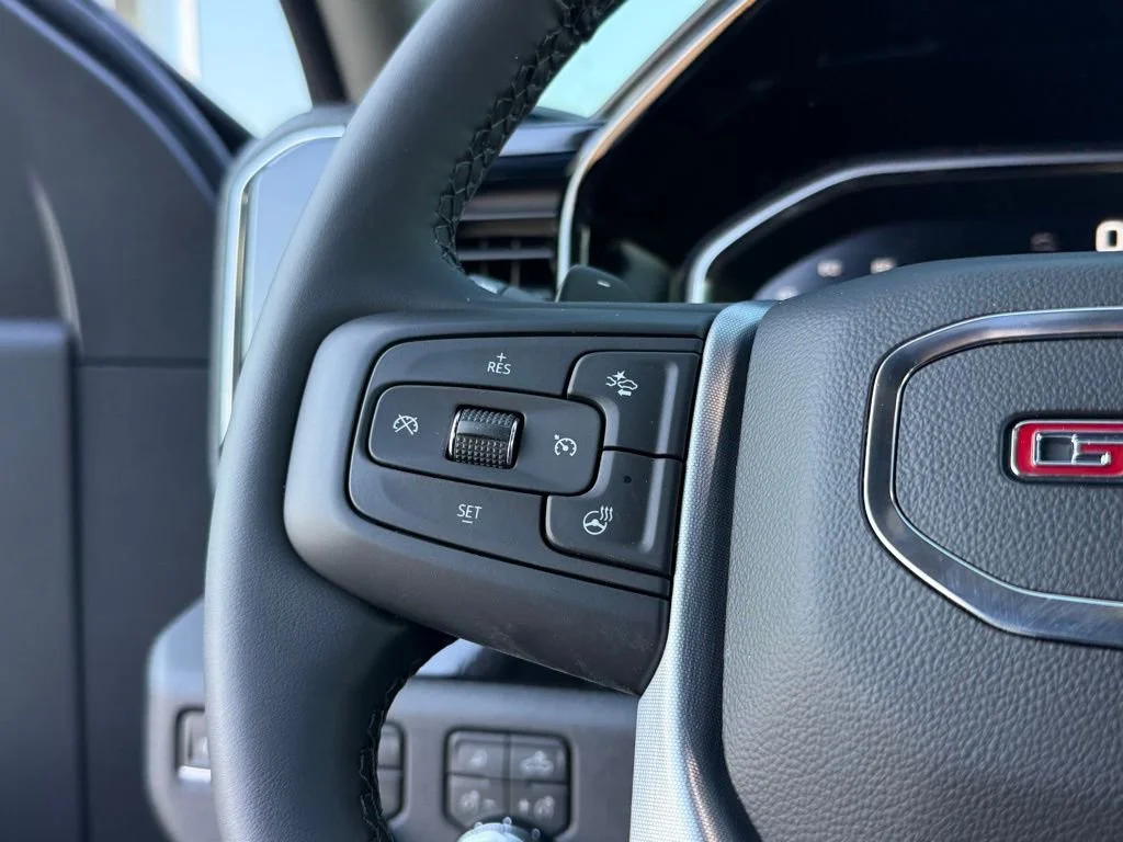New 2026 Onyx Black GMC Elevation image 17
