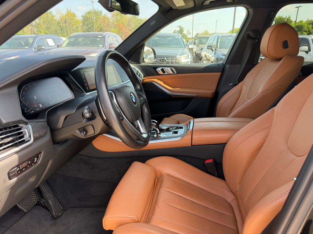 Used 2022 Jet Black BMW sDrive40i image 11