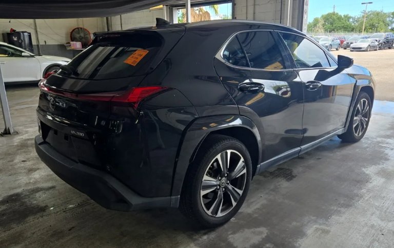 Used 2022 Caviar Lexus UX 200 image 3