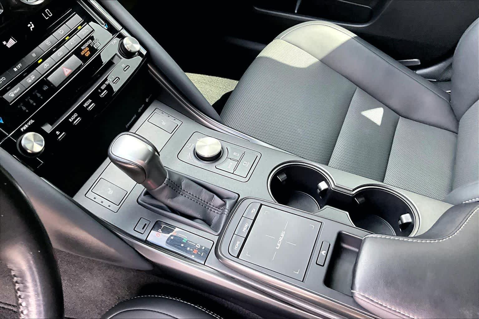 Used 2024 Ultra White Lexus F SPORT Design image 17